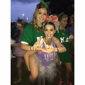 Meet your Posher, Lauren